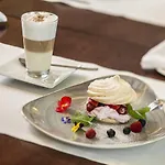 Warminski & Conference Hotell