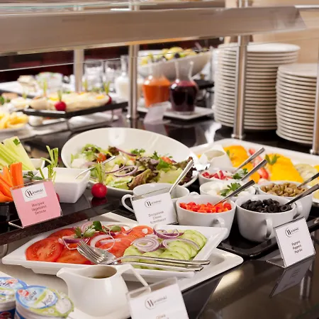 Warminski & Conference