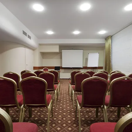 Warminski & Conference