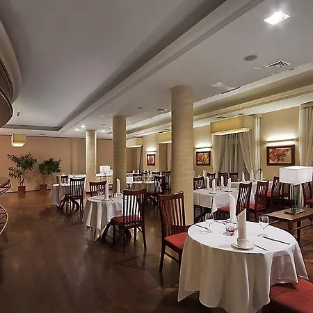 Warminski & Conference Hotel 3*