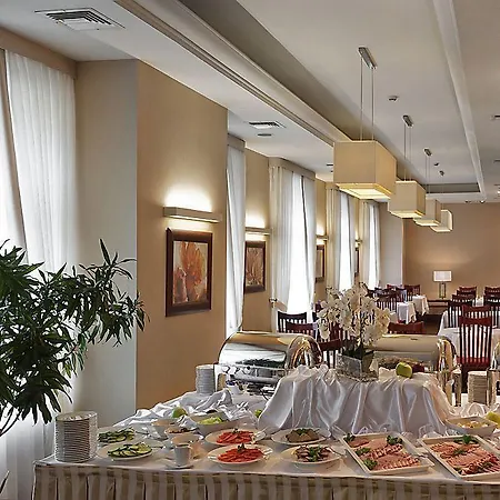 Warminski & Conference Hotel 3*