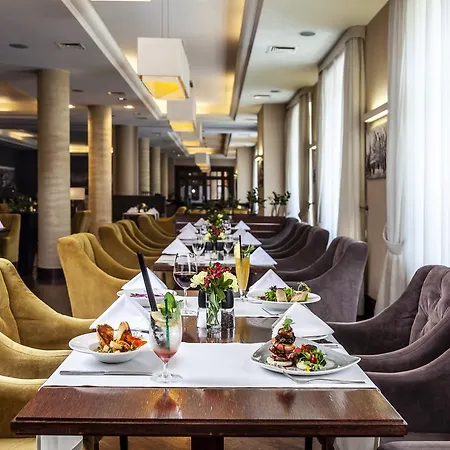 Warminski & Conference Hotel 3*