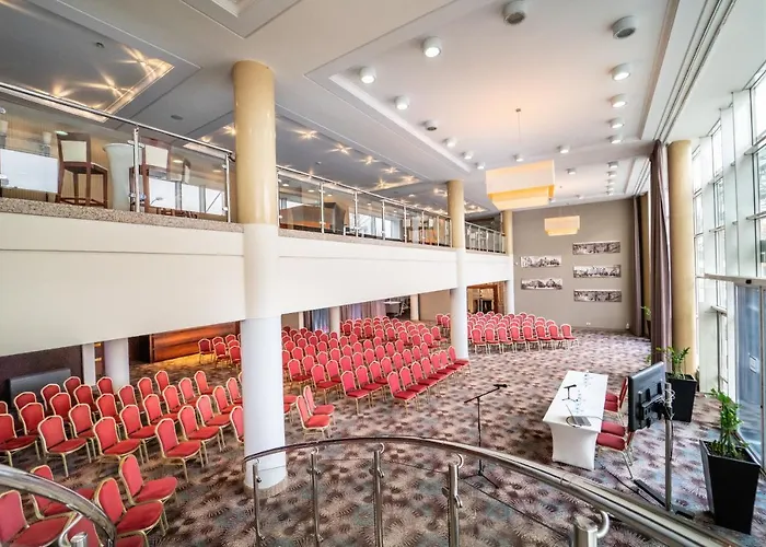 Hotell Warminski & Conference Olsztyn (Warmian-Masurian)