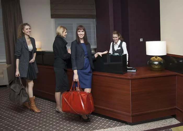 Warminski & Conference