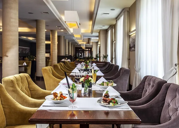 Warminski & Conference Hotell 3*